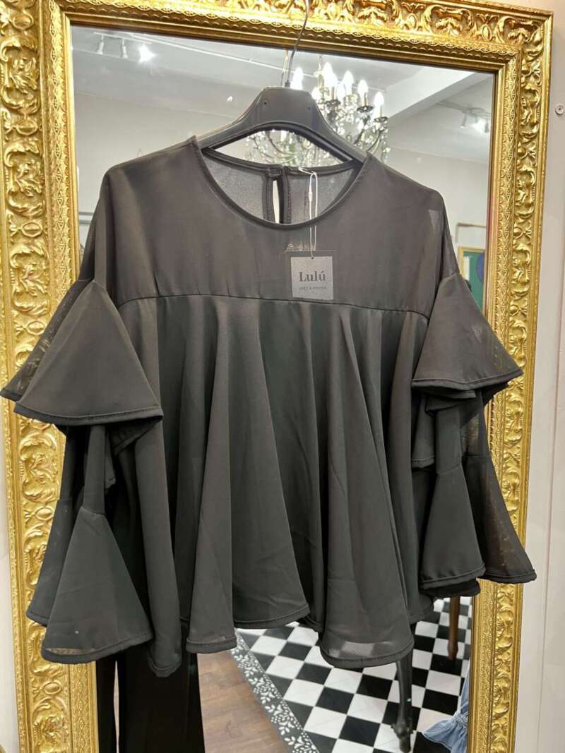 Blusa con volant Nera