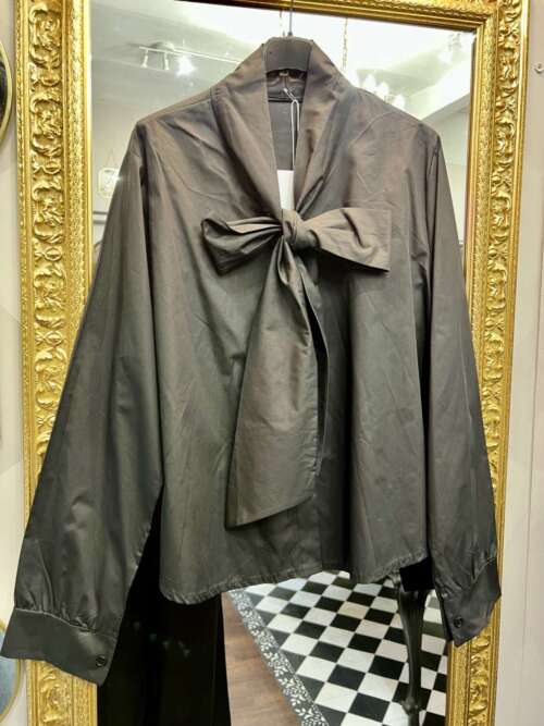 Camicia in cotone con fiocco Nera