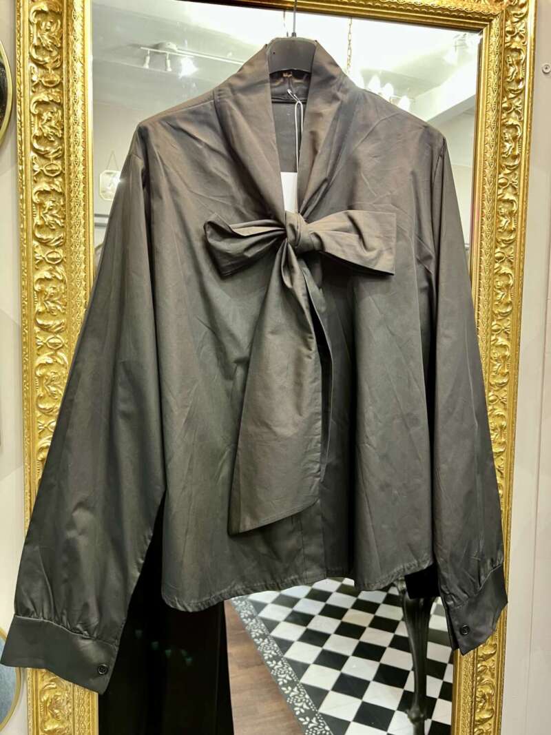 Camicia in cotone con fiocco Nera