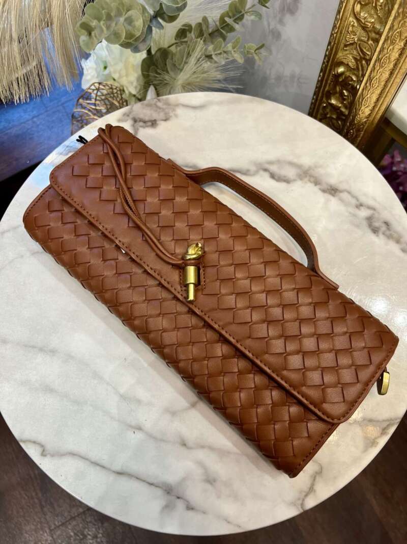 Clutch Intrecciata Cuoio