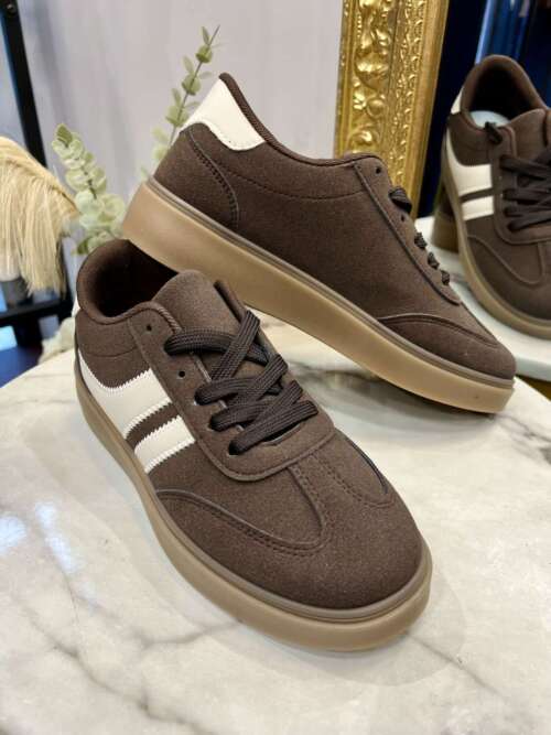 Sneakers effetto scamosciato Cioccolato