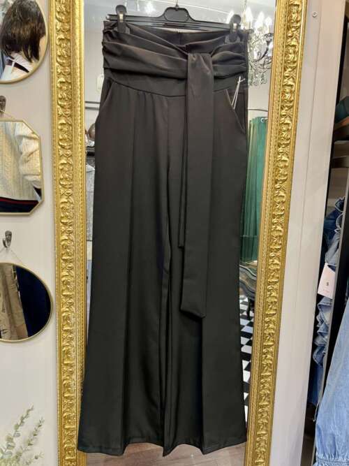 Pantaloni con Fusciacca Neri