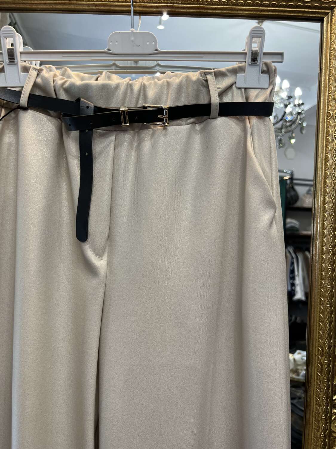 Pantaloni spalmati Panna - immagine 2