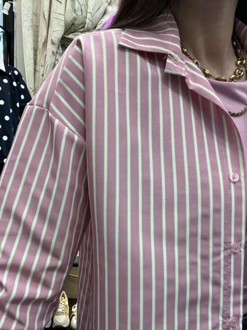 Alternative view of Camicia gessata Rosa