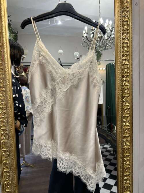 Top in satin asimmetrico pizzo Beige